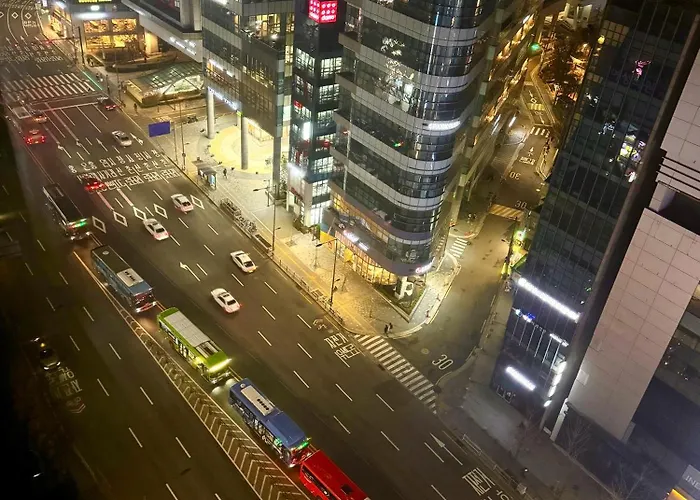 아파트 Hongdae Sky *