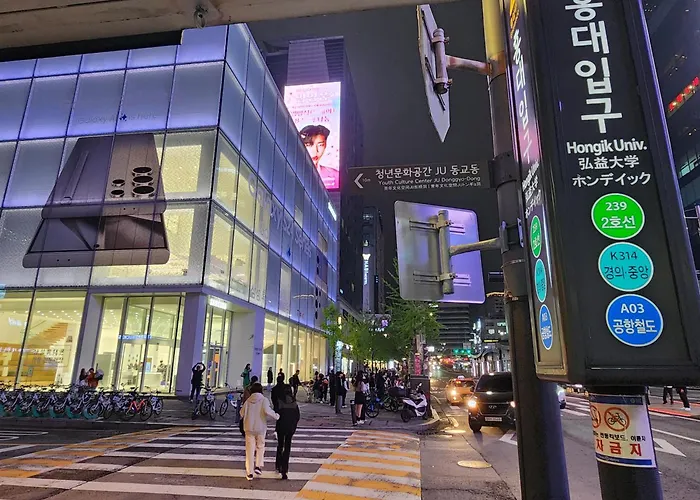 아파트 Hongdae Sky *